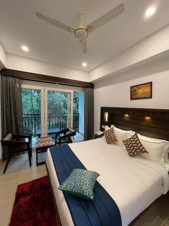 Amuse Vista Resorts And Spa Anachal Exterior photo
