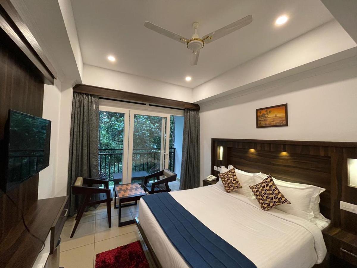 Amuse Vista Resorts And Spa Anachal Exterior photo