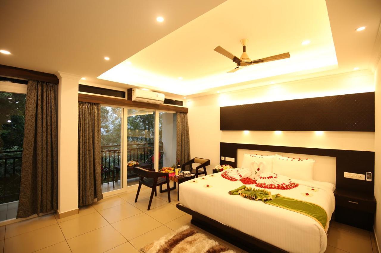 Amuse Vista Resorts And Spa Anachal Exterior photo
